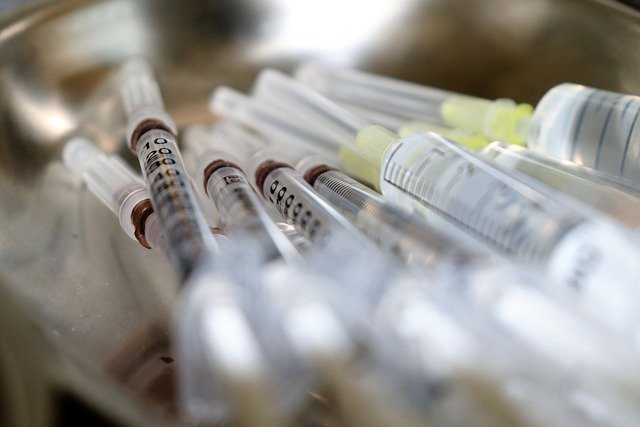 You are currently viewing To Vaccinate or Not to Vaccinate? (Is that really the question?)